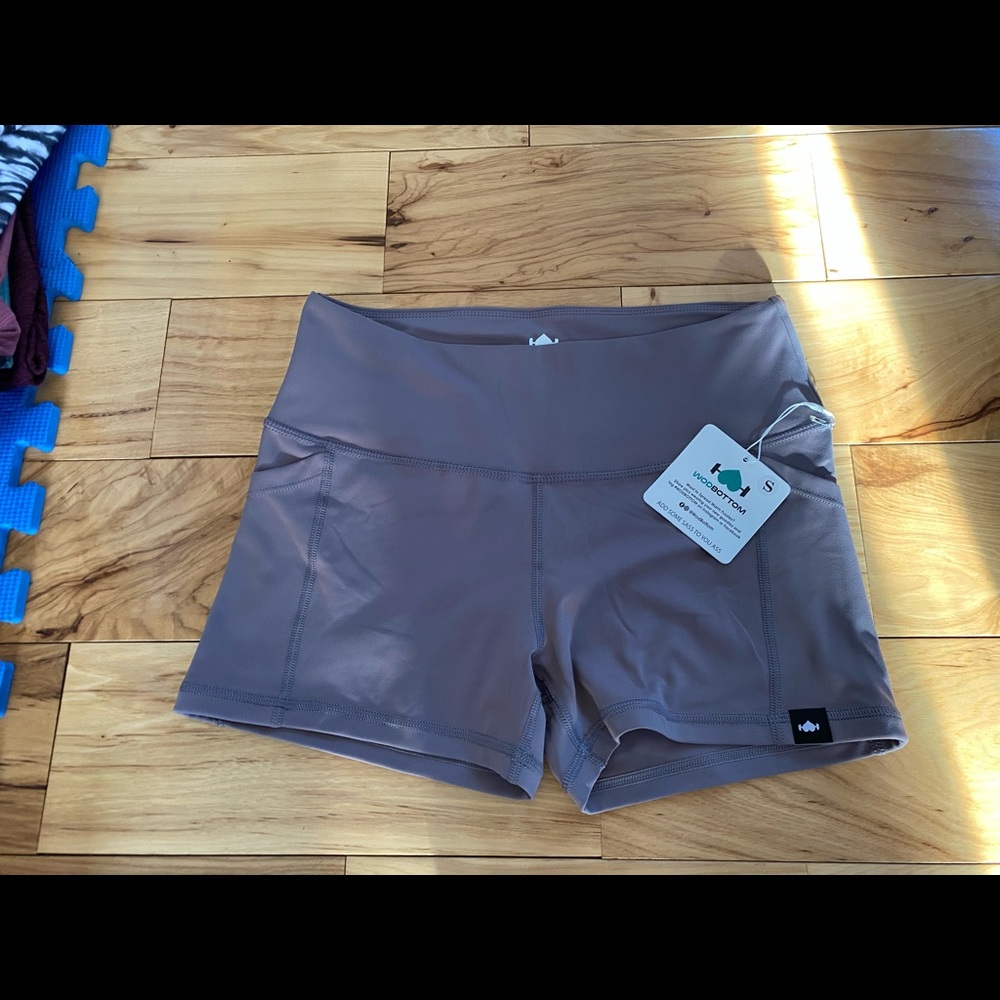 Wodbottom light gray body butter shorts, S NWT